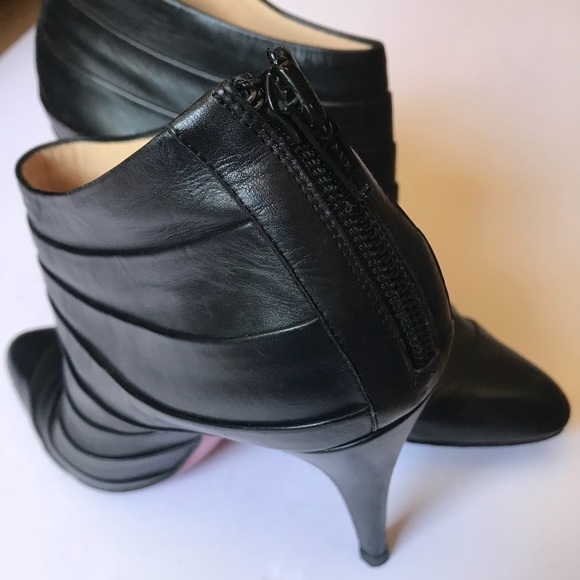 Louboutin booties - Picture 5 of 7
